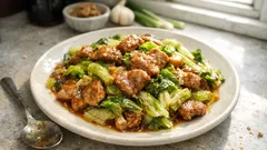 豚肉とレタスでさっと一品。甘みそだれがごはんに合う簡単炒め